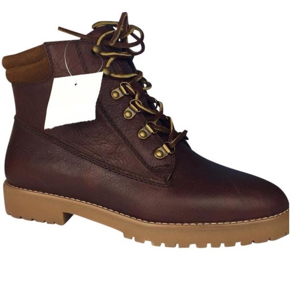 New Lauren Ralph Lauren women’s boots $235